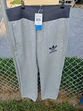 Adidas Men's Gray Jogger Sweatpants Size XL Essential Premium